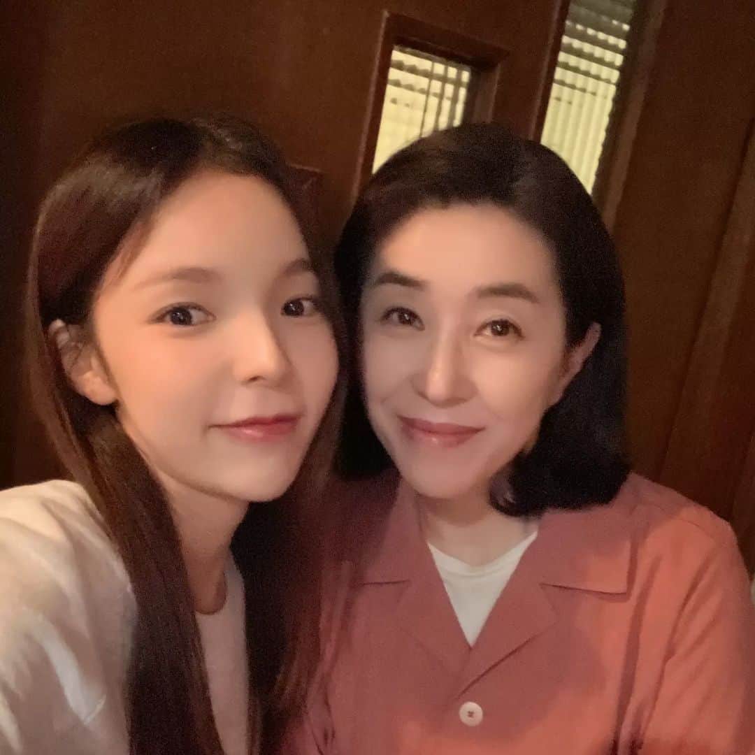 のインスタグラム：「오랫만에 만난 재간둥이 진주♥️ 매력이 끝이 없어요~~^^」