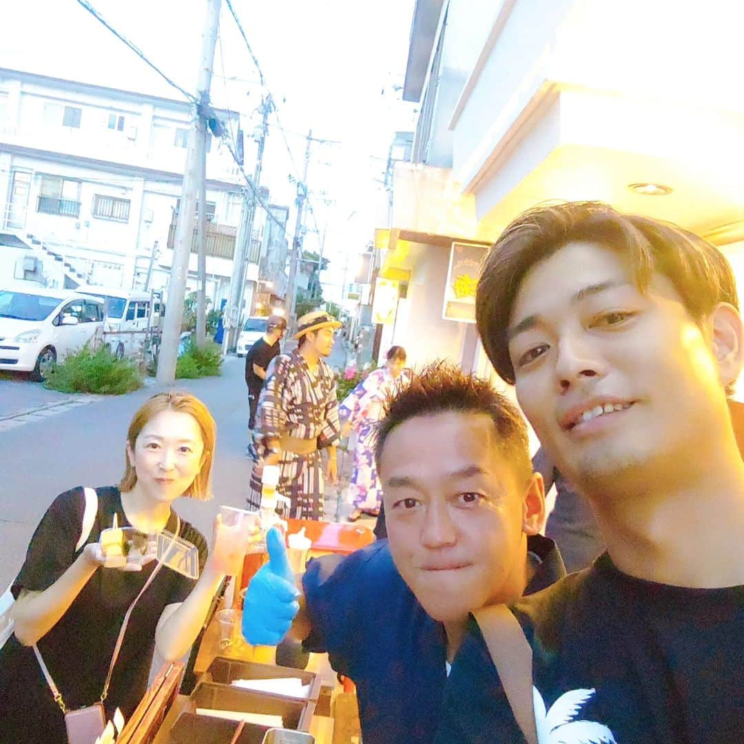 中村昌也のインスタグラム：「宮古まつり❗２日目！！ 明日までお祭り🙄 盛り上がってます!移住して半年 宮古島で初まつり🤗 本日も営業してます❕ 祭りの後、是非♥ 宮古島市平良下里646-2 バロックビル6階 #宮古島 #沖縄 #宮古島バー #miyakojima #miyakojimabar #バーイズ #イズ #baris #is #newopen #居酒屋 #海 #beach #japan #中村昌也」
