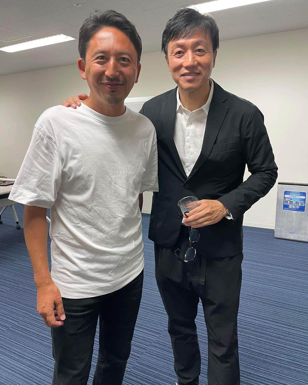 橋本英郎さんのインスタグラム写真 - (橋本英郎Instagram)「先日の #日本代表 と #ペルー の試合にご招待いただいた時の写真！  ラモスさんや永島さん、初めて世代別で代表招集をしてくれた清雲さん、堀井さん、平野さんと、過去にお世話になった多くの方々にお会いでき、自分にとってとても有意義な時間を過ごすことができました。  先輩たちに負けず、走り続けます！！  #パナスタ  #日本代表サッカー  #サッカー日本代表  #サッカー #サッカー少年  #サッカー観戦  #サッカー部  #サッカースクール  #サッカートレーニング  #サッカー日本代表  #サッカーボール  #レジェンド #大先輩」7月8日 16時35分 - hideohashimoto