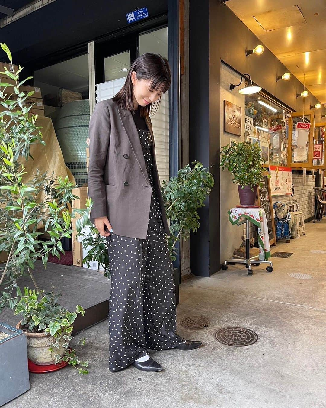 安田美沙子さんのインスタグラム写真 - (安田美沙子Instagram)「明日、NHK 18:05〜18:43 「サンドどっちマンツアーズ」 に出演致します✨  私は、地元京都、宇治のツアーをご紹介しますっ💚  大好きなあの方と勝負！！ だけど、お腹を抱えて笑った収録時間でした☺️  観光大使を務める宇治🌿 大好きな進化し続ける古都、ぜひご覧ください✨  #nhk #サンドどっちマンツアーズ  #京都 #宇治 #小田原 #おこしやす #onepeace @clane_official  #hairaccessories  @iris47_official #pierce @lesbonbon_official #shoes @henri.en.vargo」7月8日 11時36分 - yasuda_misako