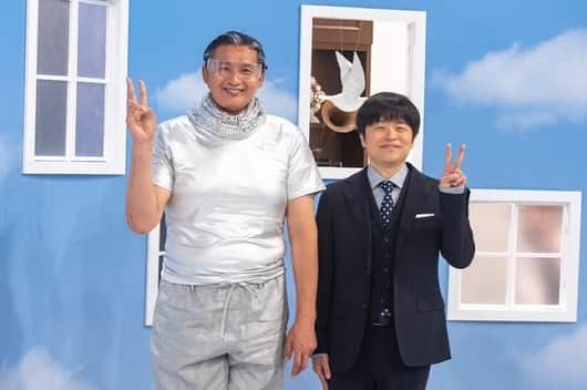 バカリズムのインスタグラム：「今夜10時から日テレで放送 「ノンレムの窓」 貴乃花さんが窓谷さん役で出演します。」