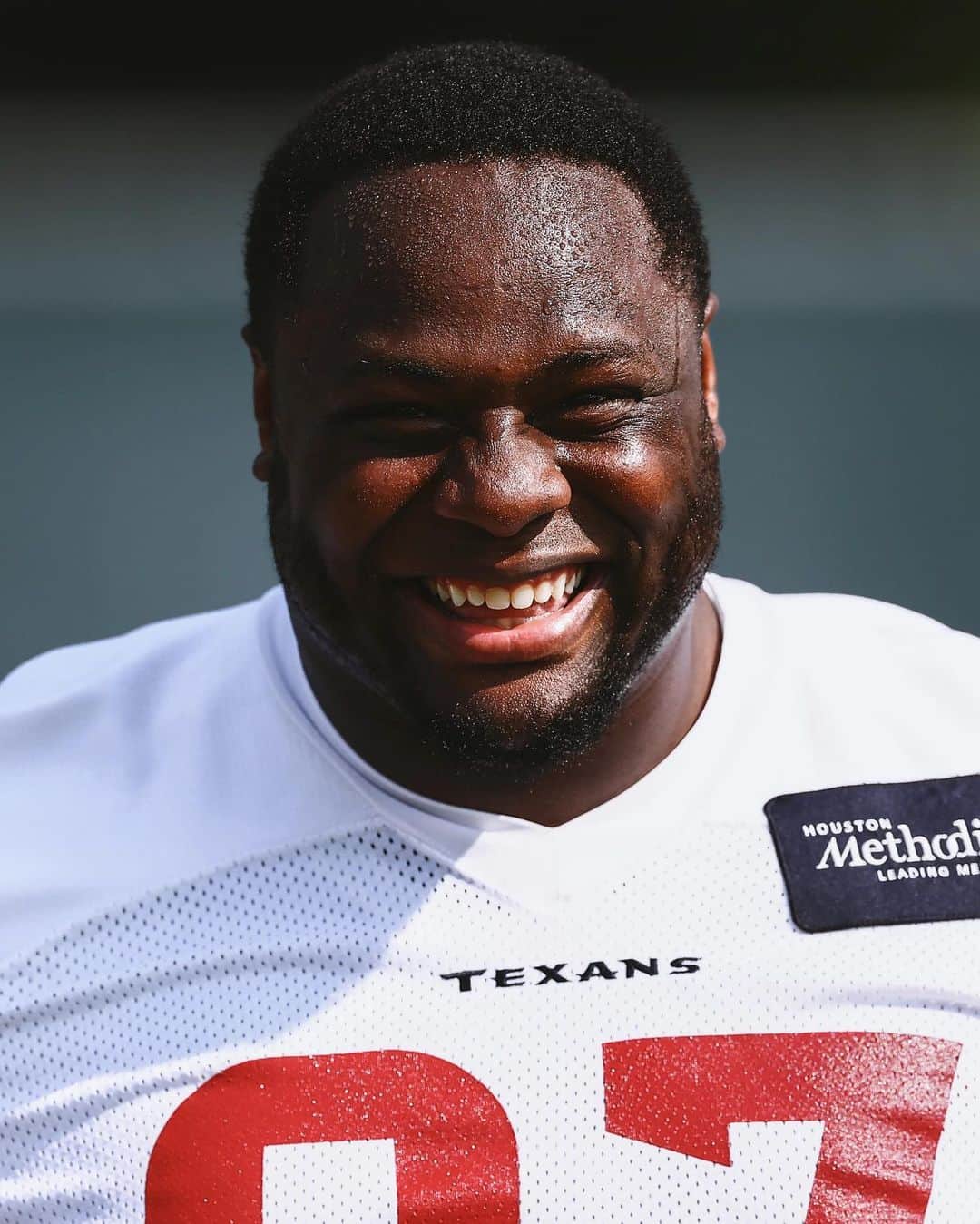 のインスタグラム：「All smiles for one week closer to Training Camp 🤩」