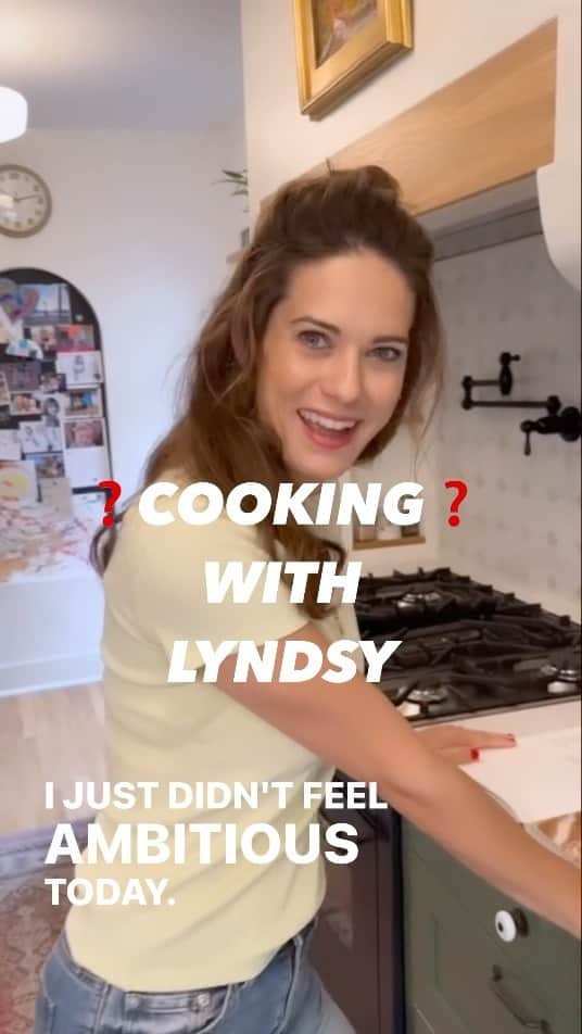 リンジー・フォンセカのインスタグラム：「#notcooking #hownottocook」