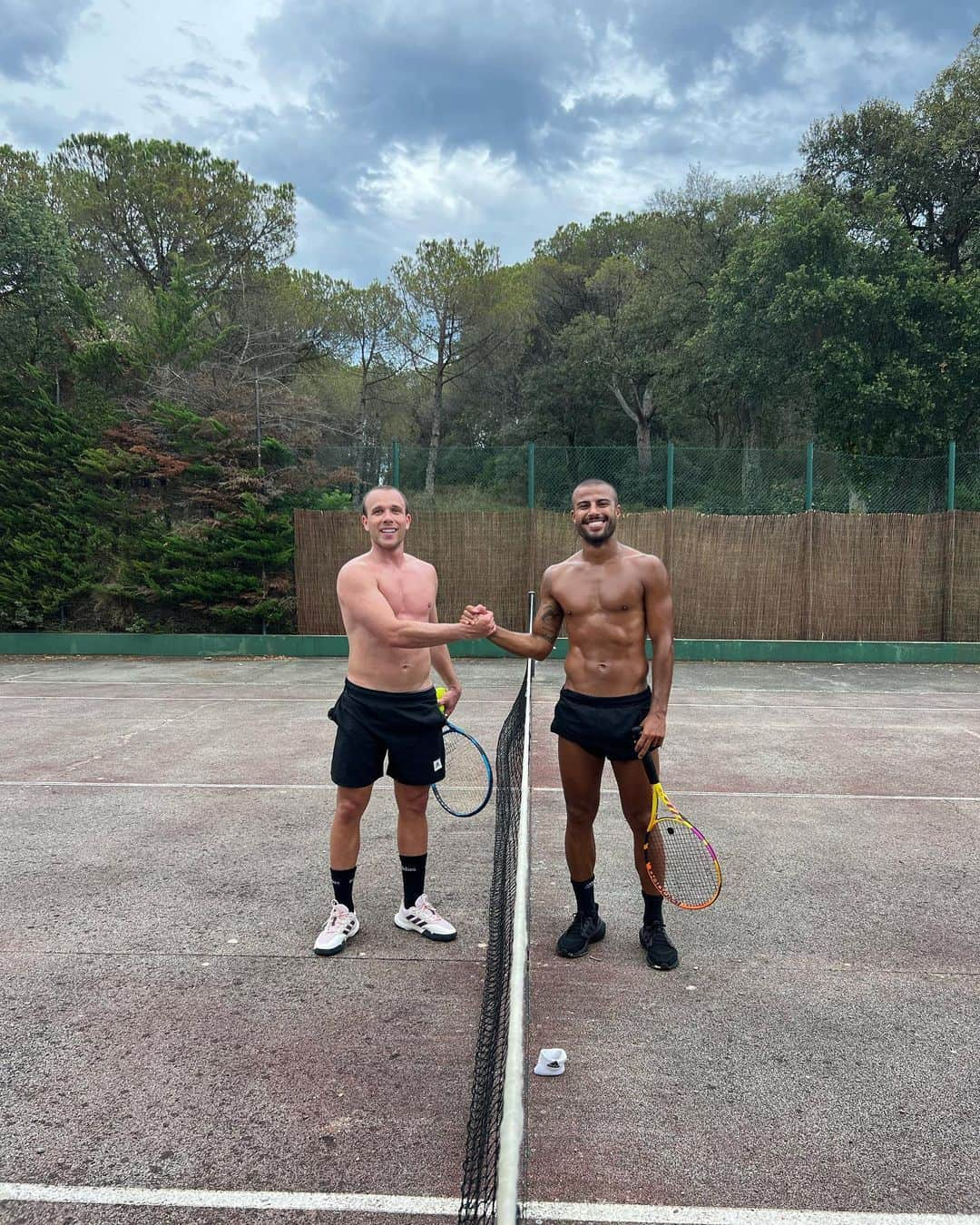 ラフィーニャさんのインスタグラム写真 - (ラフィーニャInstagram)「Double session day 1. Shaking hands after the battle 2. Albert and Ana’ s muscle details  3. Arthur semi professional tennis player(federado) 4. Ball in the field 5. Albert’s movements  6. I need to improve my drive 🧐🤔」7月8日 3時56分 - rafalcantara