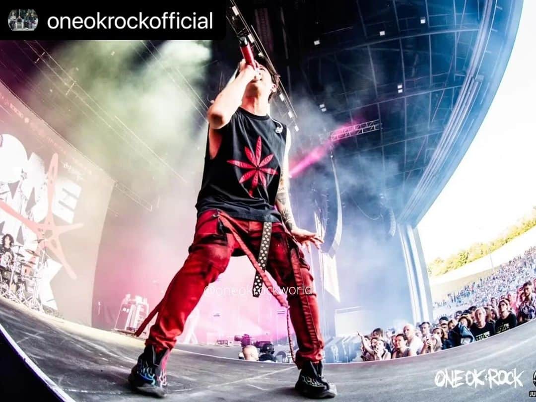 ONE OK ROCK WORLDのインスタグラム：「- ◆MUSE WILL OF THE PEOPLE EUROPE TOUR 2023 Day 6  #Repost  @oneokrockofficial  ・・・ Nancy!!  #ONEOKROCK #MUSE #Europe #tour photo by  @julenphoto  . @toru_10969 ・・・ NANCY🇫🇷  #WILLOFTHEPEOPLE #MUSE  . @tomo_10969  ・・・ Nancy🔥 You guys are so kind :) Thank you so much👏☺️   ナンシー🔥 君達はとても優しい :) どうもありがとう👏☺️  なんすぃ〜🔥   4連チャンの1日目。 コメコメパワー。  Nancy～🔥  Day 1 of 4 consecutive days. Double rice  power.    @muse @oneokrockofficial  @julenphoto 📸   #willofthepeople #luxurydisease #oneokrock #drummer  . @ryota_0809  ・・・ Thank you Nancy!!🔥  ありがとう、ナンシー!!🔥  Photo by @julenphoto  . @10969taka  ・・・ Nancy 🇫🇷😍thank you so much👍   ナンシー🇫🇷😍ありがとうございました👍  @julenphoto  - #WILLOFTHEPEOPLEEUROPETOUR2023 #Nancy #oneokrockofficial#10969taka#toru_10969#tomo_10969#ryota_0809#fueledbyramen#luxurydisease」