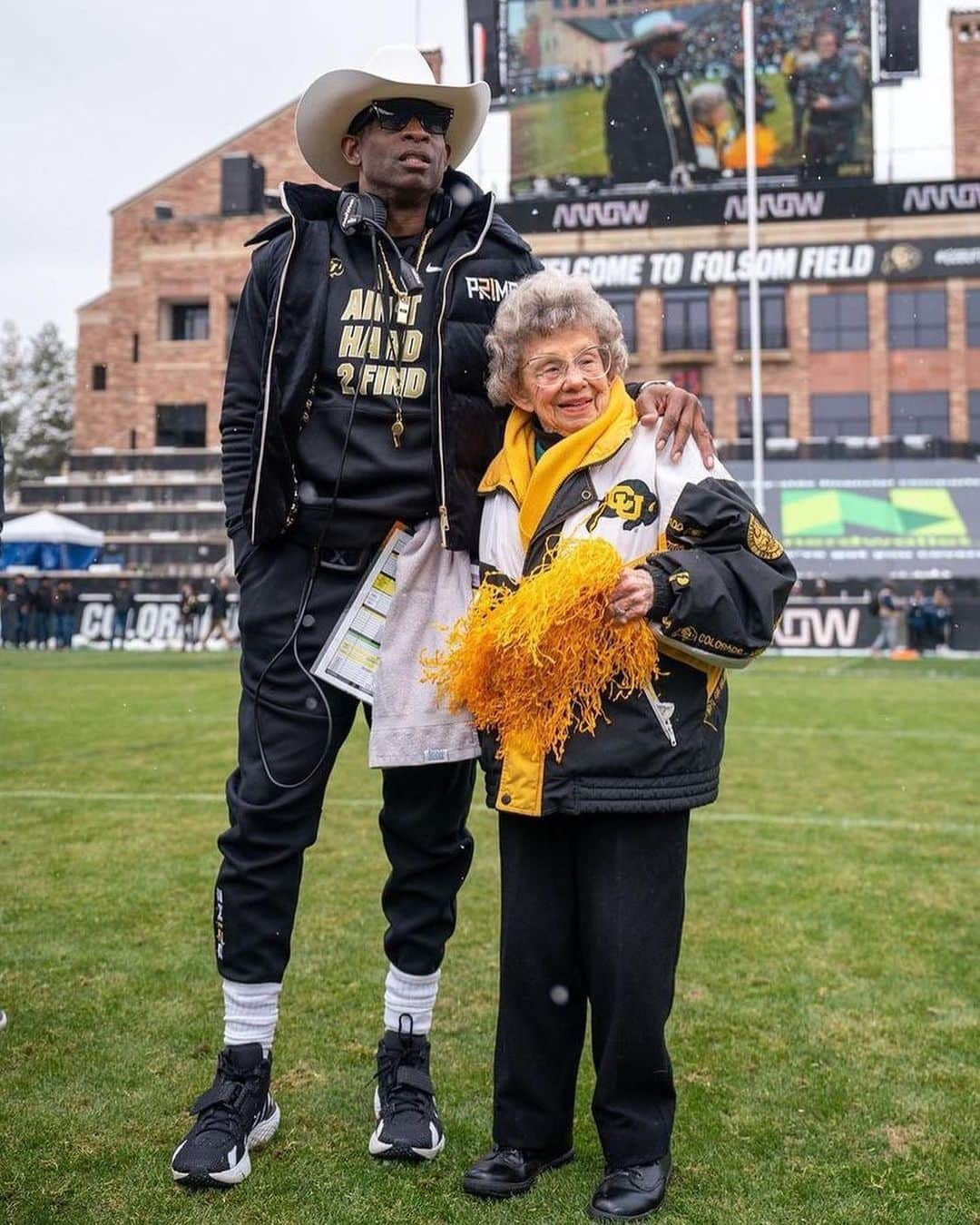 Nice Kicksさんのインスタグラム写真 - (Nice KicksInstagram)「After being spotted in his Nike Diamond Turf Max ‘96 at Colorado’s Black & Gold Game in April, @deionsanders has revealed today he is rejoining The Swoosh and relaunching his signature line with a new Prime logo 🔥✔️ @nicekicksgridiron」7月8日 5時35分 - nicekicks