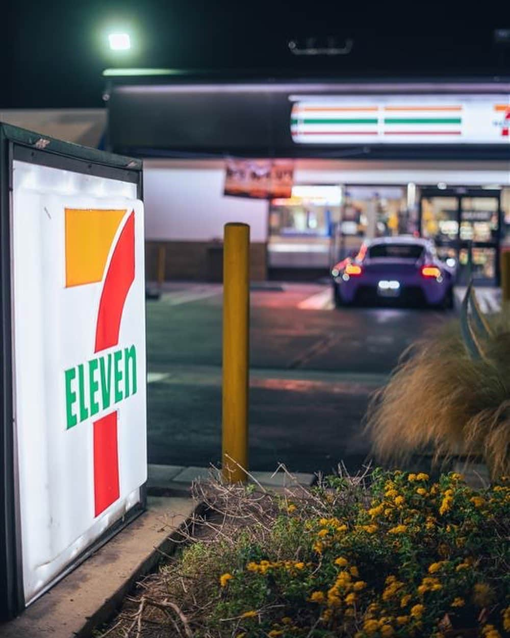 7-Eleven USAさんのインスタグラム写真 - (7-Eleven USAInstagram)「Should I expand the VIC membership? 👀 📸 @tylercordura #CarsOf7ELEVEn」7月8日 6時00分 - 7eleven