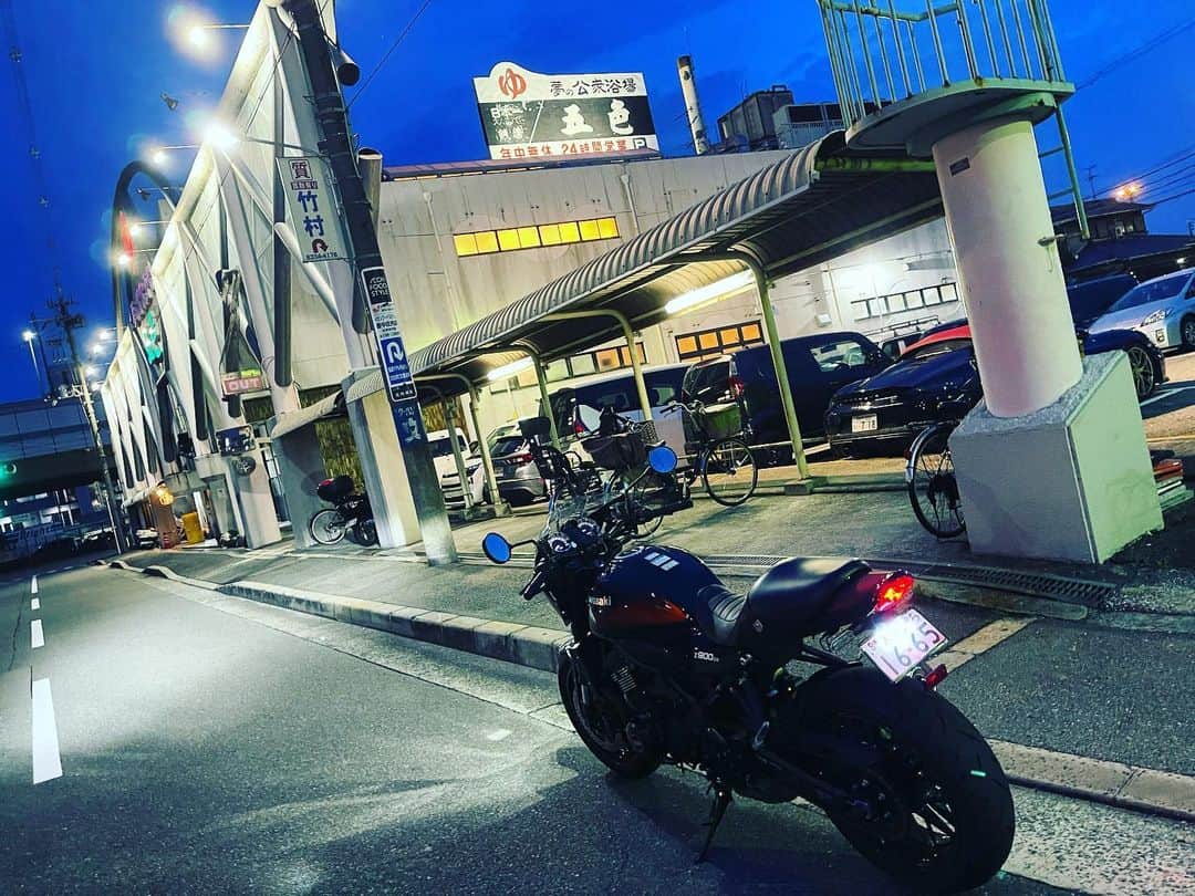 浅田斉吾のインスタグラム：「整いました！  #五色湯 #z900rs #z900rscafe #バイク #バイク好きな人と繋がりたい  #バイクツーリング  #バイク男子 #バイク女子」