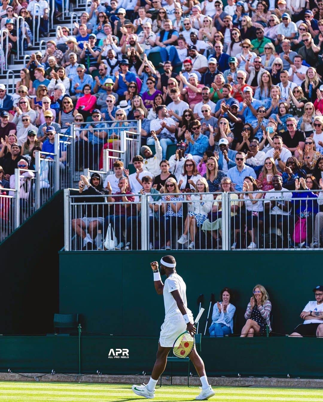 フランシス・ティアフォーさんのインスタグラム写真 - (フランシス・ティアフォーInstagram)「Solid dub yesterday. Loved the energy out there. More to come. #round2✅ #lockedin🔐 #beyourowngoat #justakidfromsalone🇸🇱🇸🇱   Big S/O to @allproreels for the flicks the Arthur Ashe of Photography.」7月8日 7時12分 - bigfoe1998