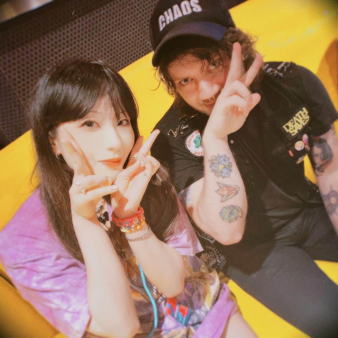 DAOKOのインスタグラム：「MUST DIE! @mustdiemusic ❤️❤️❤️❤️」