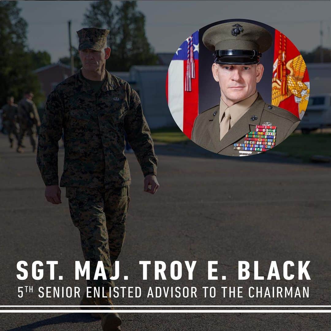 アメリカ海兵隊のインスタグラム：「19th Sgt. Maj. of the Marine Corps Troy E. Black will be the Department of Defense’s fifth Senior Enlisted Advisor to the Chairman.   The Chairman of the Joint Chiefs of Staff Army Gen. Mark A. Milley announced  Sgt. Maj. Black will succeed SEAC Ramón "CZ" Colón-López.    SEAC is the most senior enlisted rank in the U.S. military, and serves as the chairman's direct tie to the enlisted force.   The transfer of responsibility ceremony will be Nov. 3 along with Colón-López's retirement from the U.S. Air Force.」