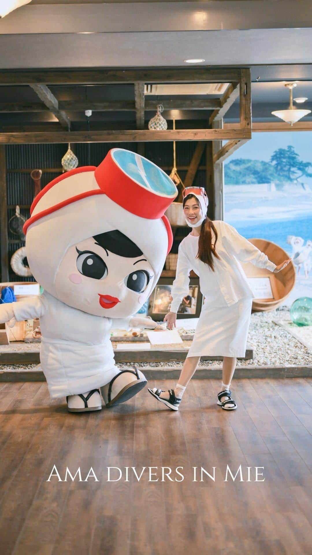 のインスタグラム：「【Ama divers of Shima】  Have you met ama san—ama divers of Ise-Shima region in Mie?  This is my 3rd time here and I’m having more fun than ever!! If you are lucky, you get to meet Shimako San, Shima City’s cutest ama diver mascot!  Put on an ama diver outfit, meet an ama in real life, and enjoy freshly grilled seafood from the Ise-Shima region! 🐟🦞🦐🦑🐙  Follow @amahut_satoumian to find out more!  Don’t forget to get your KINTETSU RAIL PASS from @nara_mie_kintetsu_trip, and hop on the scenic train to learn about all these amazing traditions of Japan.   📍Shima City, Mie Prefecture」