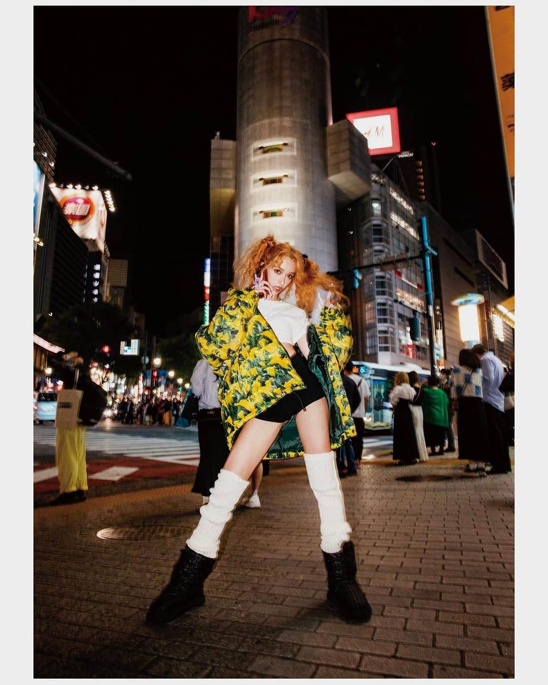 小浪次郎さんのインスタグラム写真 - (小浪次郎Instagram)「Ayumi, Bibi, io, Lina, Bibi, Sakura, Elena, Nana, Shibuya, Tokyo, 2023. @i_d @mac_huelster @tsubasadicky @naohiro_tom   @alastairmckimm @jonnylu」7月8日 9時15分 - jirokonami