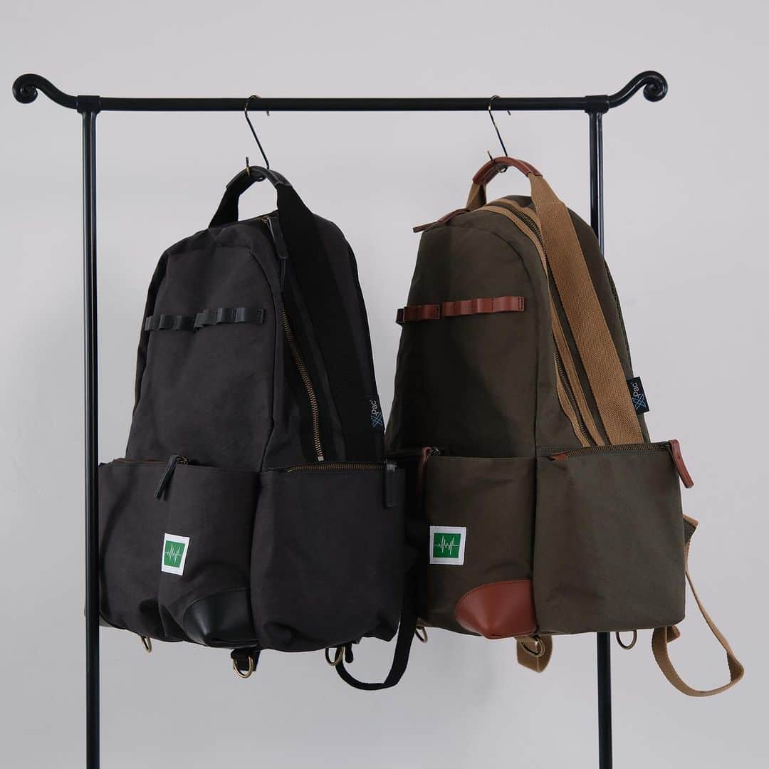 徳井義実のインスタグラム：「awesome  backpack peak 　　  by TOKUI VIDEO STORE」