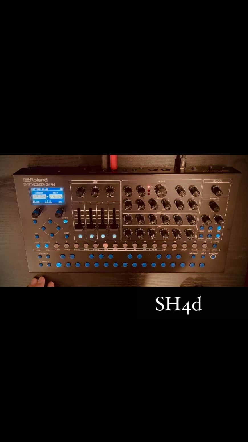 土橋安騎夫のインスタグラム：「#sh4d #roland」