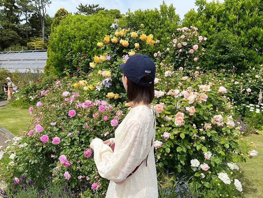 土路生優里のインスタグラム：「おはようございます🌞  よき週末をお過ごしください🕺♡」