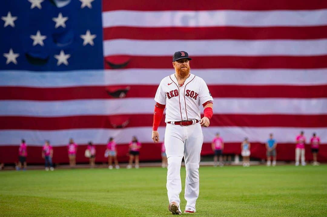 ジャスティン・ターナーのインスタグラム：「What a beautiful game!!! 🇺🇸⚾️」