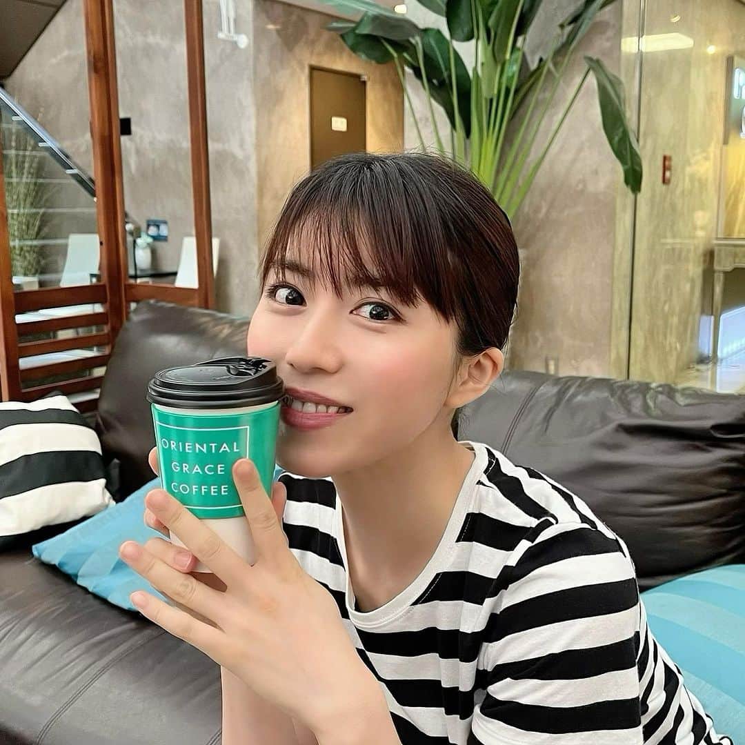 小池花瑠奈のインスタグラム：「ドラマ出演のお知らせです。  本日7/8 22:00〜 バカリズムさん原案ドラマ 日本テレビ「ノンレムの窓」に 出演致します  瀬戸康史さん主演の 「出世したくない君へ」のお話です。  ギリギリの告知になってしまいました…ごめんなさい！  是非ご覧下さい🍛☕️  #ノンレムの窓 #日本テレビ #松宮なつ」