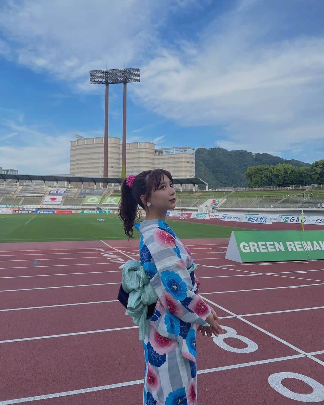 太田彩夏のインスタグラム：「・ 7月もよろしくね。  この日は珍しくポニーテールしたよ🎠‪‪❤︎‬  #浴衣ヘアアレンジ  #ポニーテール」