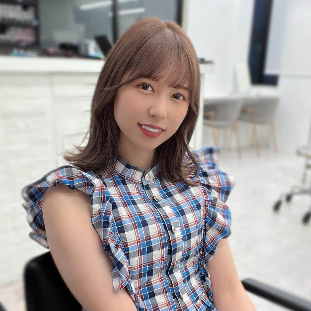 あおいれなさんのインスタグラム写真 - (あおいれなInstagram)「new hair color 💇‍♀️🤎🤍 ちょっと暗めにして大人っぽくなりました！！」7月8日 21時15分 - aoi_rena_