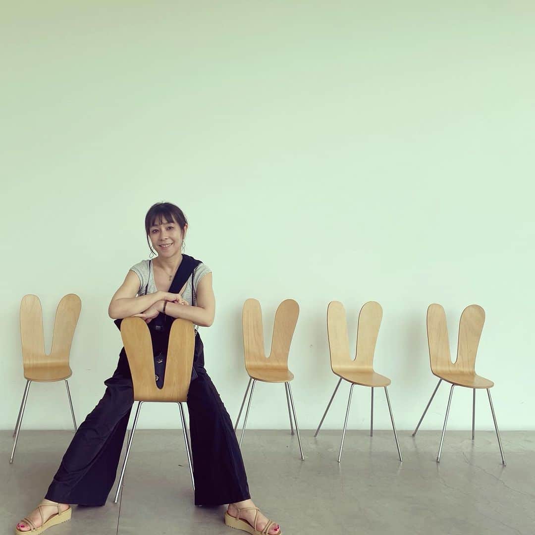 のインスタグラム：「Hi☀️  Ukulele Ladyの在庫があと一枚になりました。(2はまだたくさんあります😂) 7/9追記 : 10枚のみ在庫追加できました！  オンラインショップにて。」