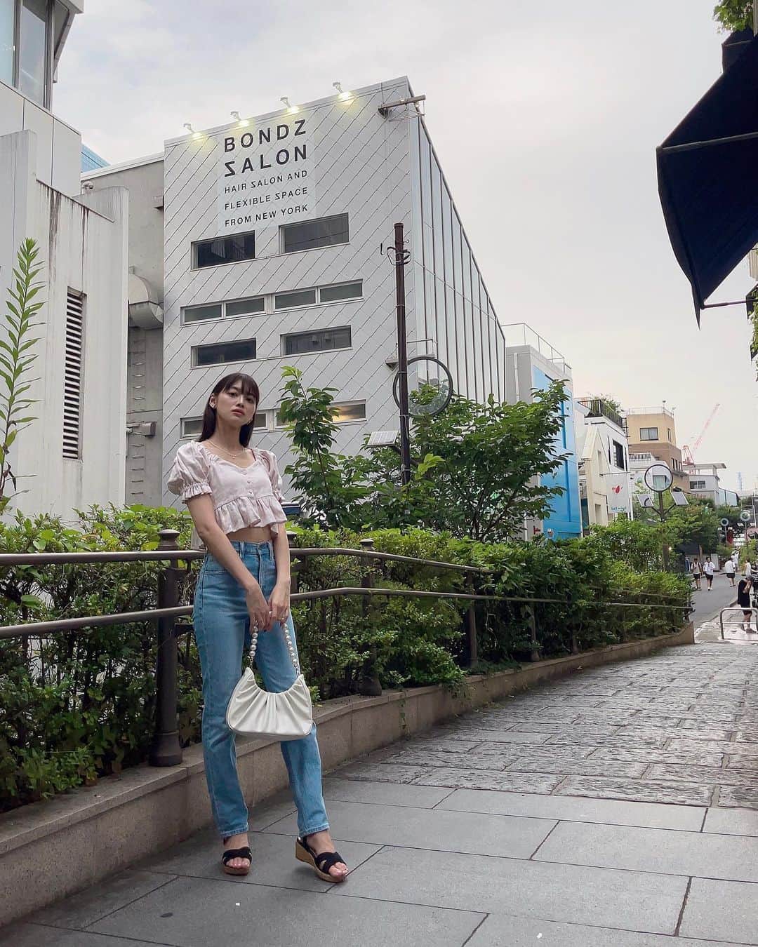 藤田いろはのインスタグラム：「⁡ ⁡ ⁡ 🫧 Threadsはじめました フォローおねがいします ⁡ ⁡ ⁡ ⁡ ⁡ ⁡ ⁡ ⁡」
