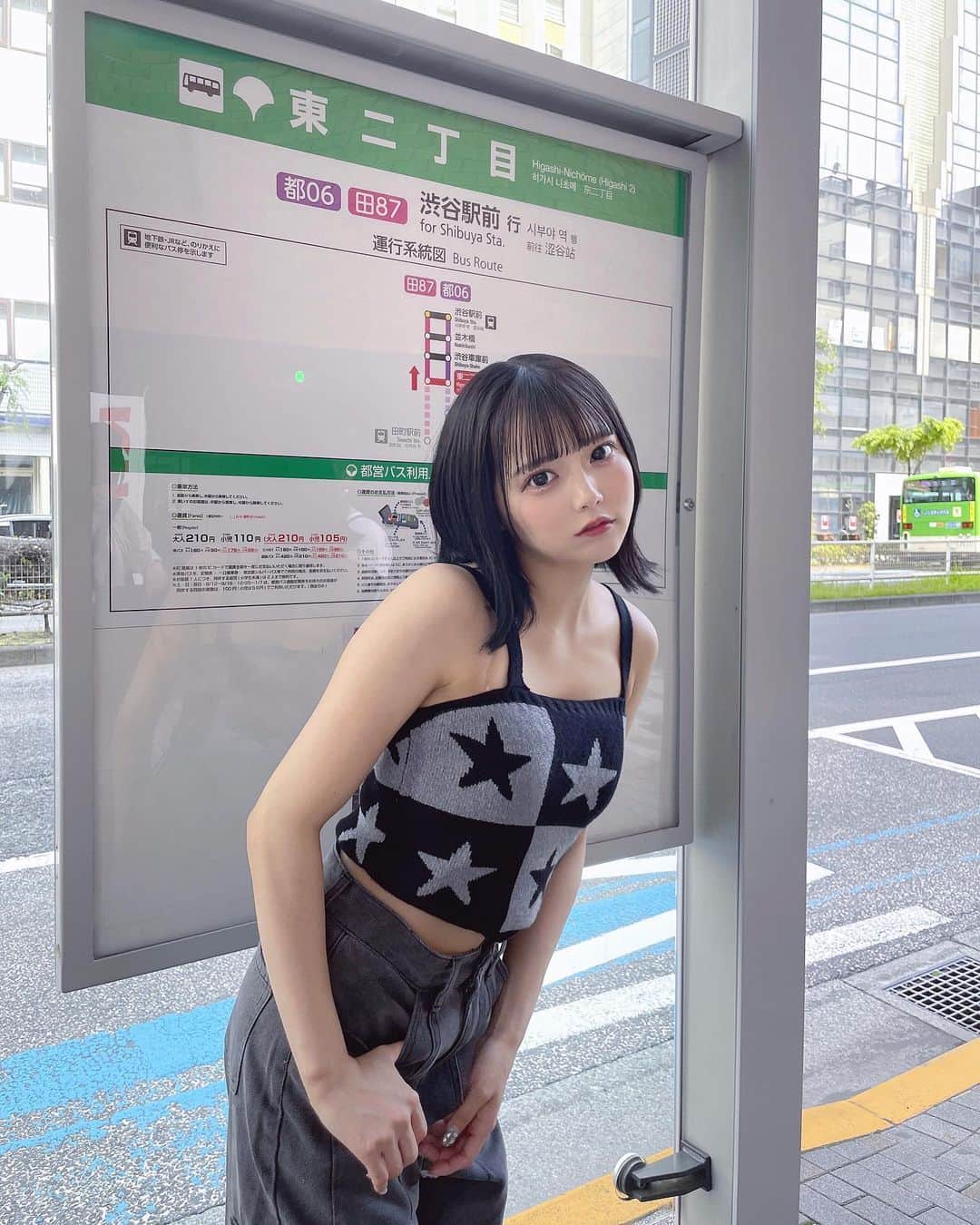福山梨乃さんのインスタグラム写真 - (福山梨乃Instagram)「🚏🚏 . tops→ @shein_japan  bottoms→ @shein_japan  . 違う土地いくとバスの乗り方だいたいわかんなくて困るんだけどみなさんは先払いですか、、、？？？」7月8日 21時29分 - rinomaru_