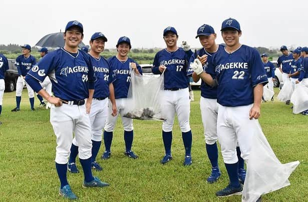 高野圭佑のインスタグラム：「鬼怒川クリーン大作戦（完）  地域のかわいいボーイたちとゴミ拾い🤲  だがしがし!!  地域の皆様が 「綺麗に鬼怒川を使ってる」から ほとんどゴミはなく  地域の方と可愛いボーイ達との 素晴らしい交流の場に！ 朝からいい気持ちでした！  皆さん、明日も良い1日に✨  #高野圭佑 #エイジェック #鬼怒川」