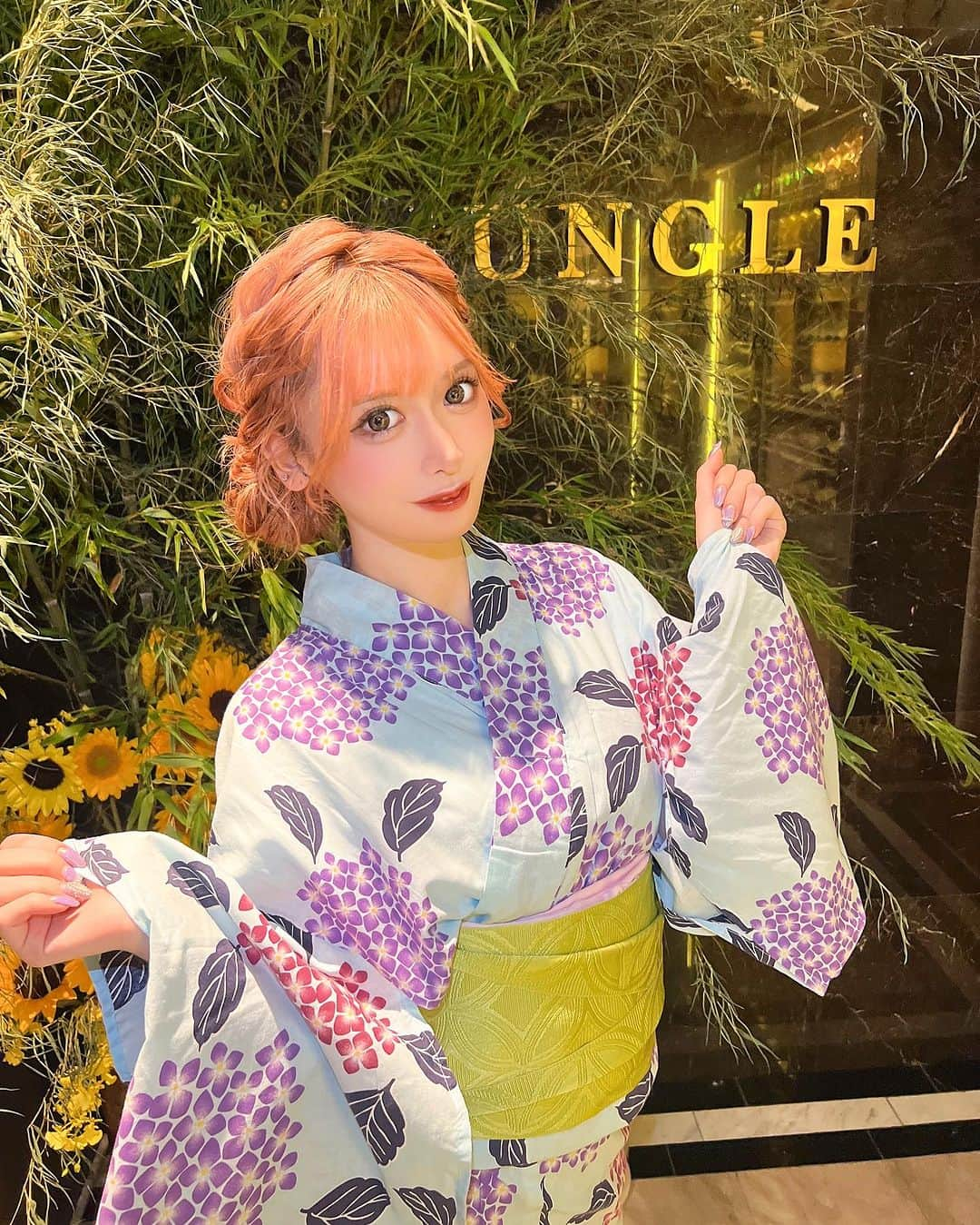 ゆうめろさんのインスタグラム写真 - (ゆうめろInstagram)「・ ・ 浴衣イベント2日間ありがとうございました🎋💕 今月は、関コレレース頑張ります😳❤️‍🔥 ・ 📍 〒106-0032  東京都港区六本木３丁目１４−１１ ケントスビル6F ・ #ジャングル東京 #キャバクラ #キャバ嬢  #六本木 #シャンパン #浴衣ヘアアレンジ」7月8日 21時39分 - yk.o0