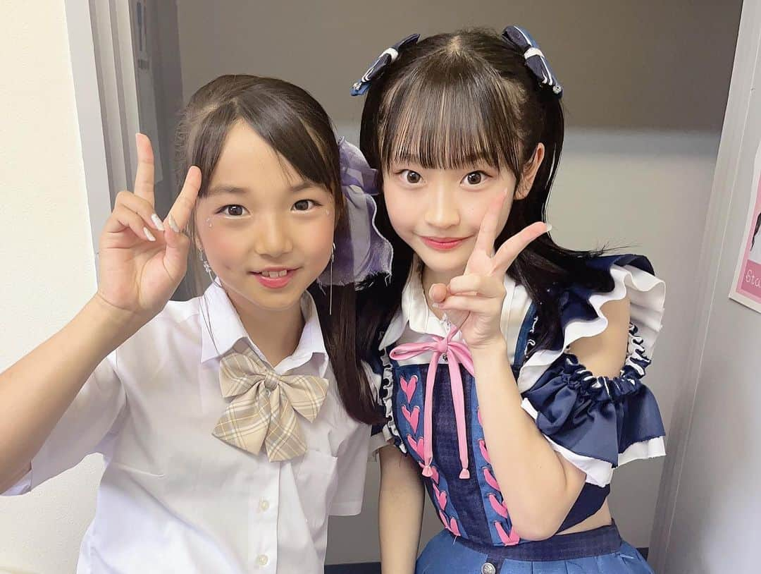 西野心桜さんのインスタグラム写真 - (西野心桜Instagram)「今日のLIVEでかわいい アイドルの女の子たちと 写真撮ったよ👧🏻💓 Cuugalのろこことして 知ってもらえてて うれしかった🥺🥺🥺 また会えたらいいな〜🫶🏻🫶🏻   #キューガル  #キューーガル  #cuugal  #アイドル  #名古屋」7月8日 21時49分 - o2_cocoro