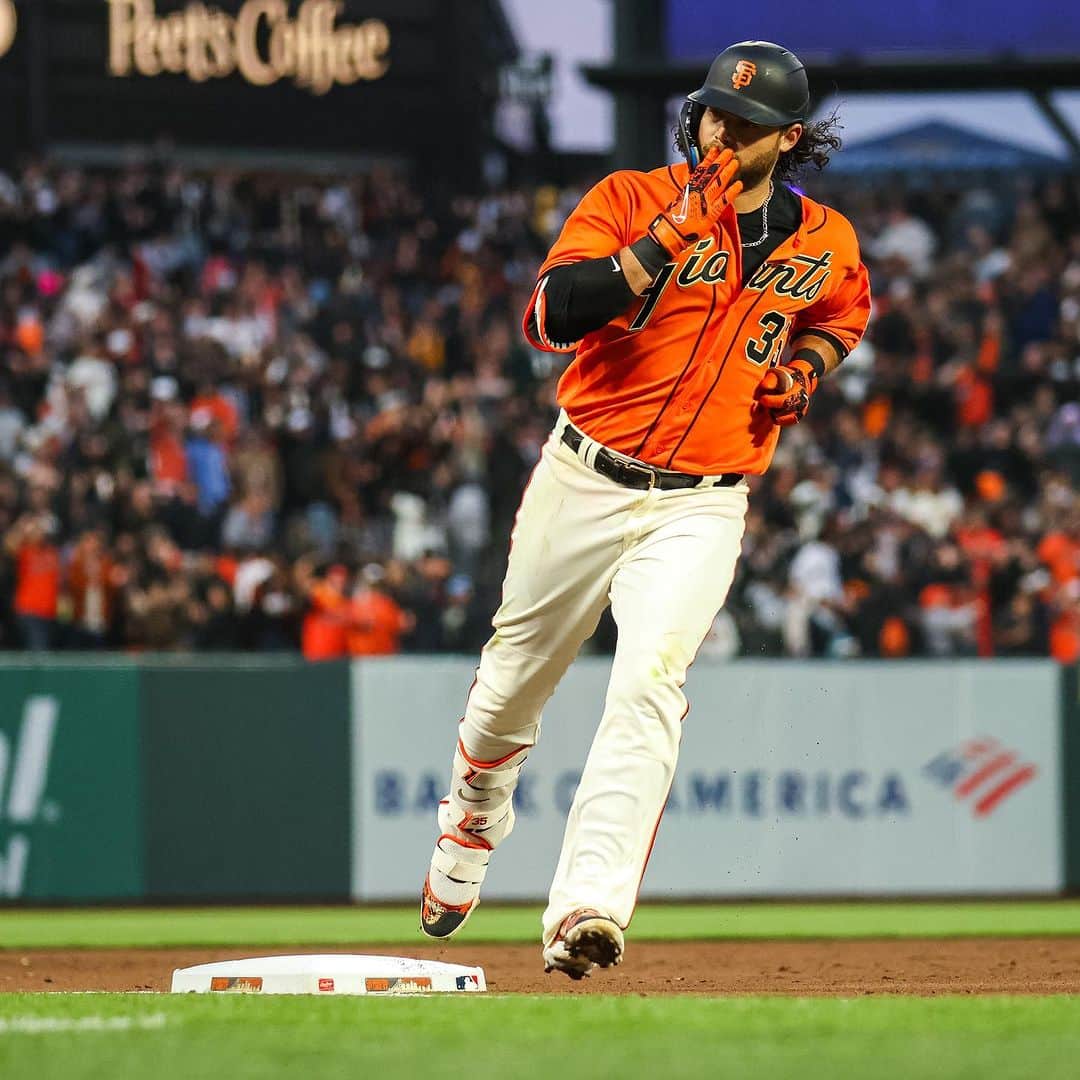 サンフランシスコ・ジャイアンツのインスタグラム：「With 731 career RBI, Brandon Crawford has now driven in the 6th-most runs for the Giants in the SF era.」