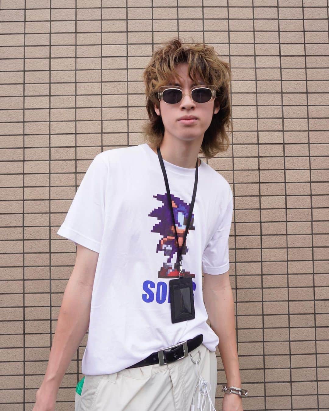 トゥイのインスタグラム：「パーマ風ヘア似合ってる？」