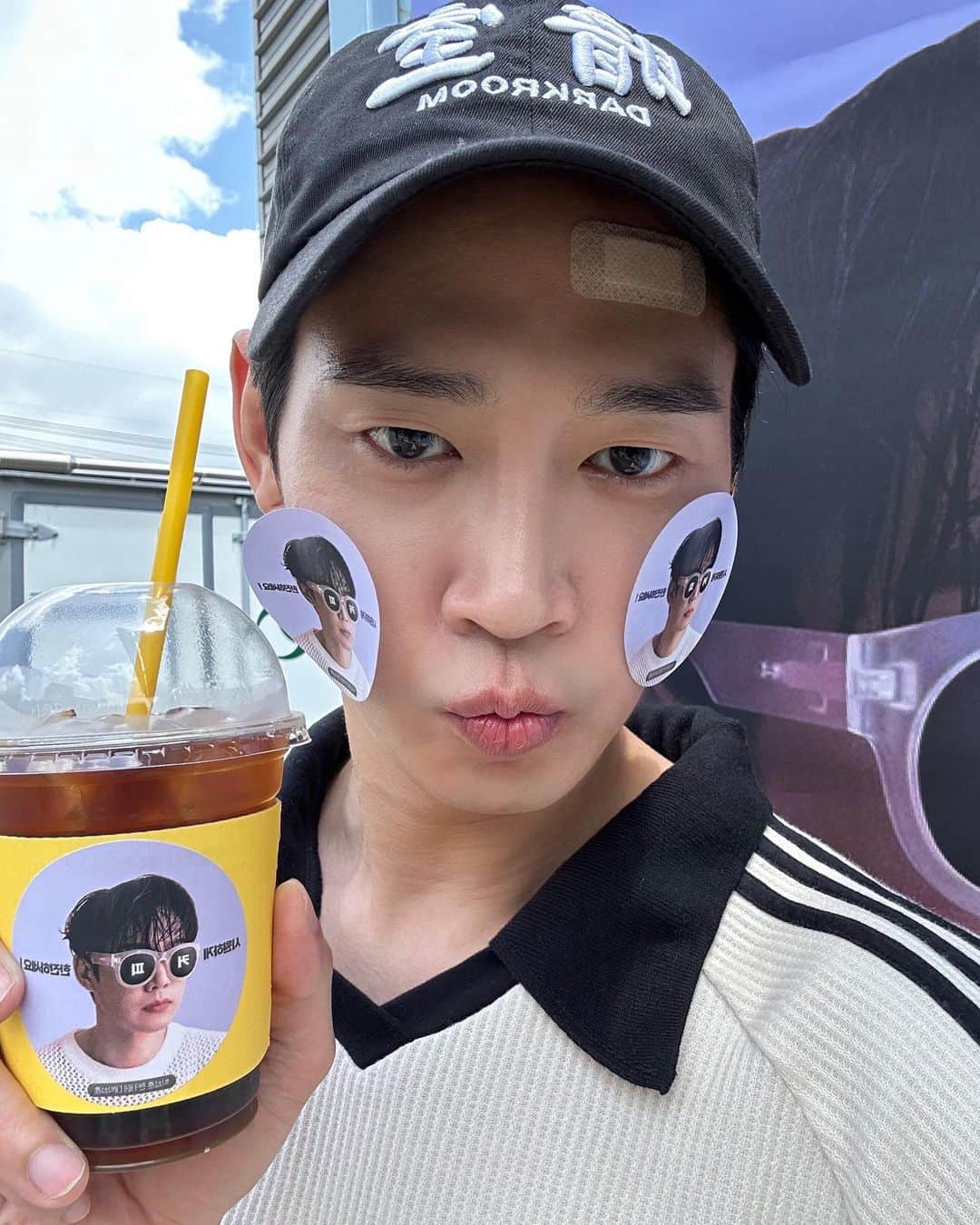パク・ソンフンのインスタグラム：「대박성훈💛」