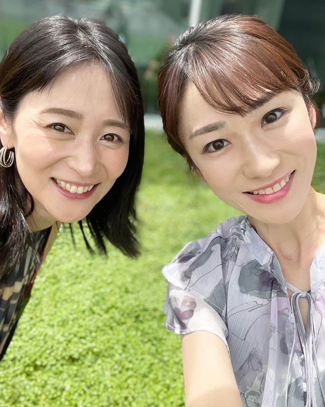 堂真理子さんのインスタグラム写真 - (堂真理子Instagram)「昨日は、森葉子アナにカレンダー用の写真撮影をしてもらいました🎵 久しぶりに森ちゃんに会えて一緒に写真撮れて嬉しかったです💕 短い時間だったけど、喋り倒して解散しました😆  楽しかったぁ✨ 皆さま、素敵な週末をお過ごしください♪   #森葉子 アナ に  #カレンダー の  #撮影 をしてもらいました  #堂真理子 #テレビ朝日 #アナウンサー」7月8日 15時01分 - mariko_do