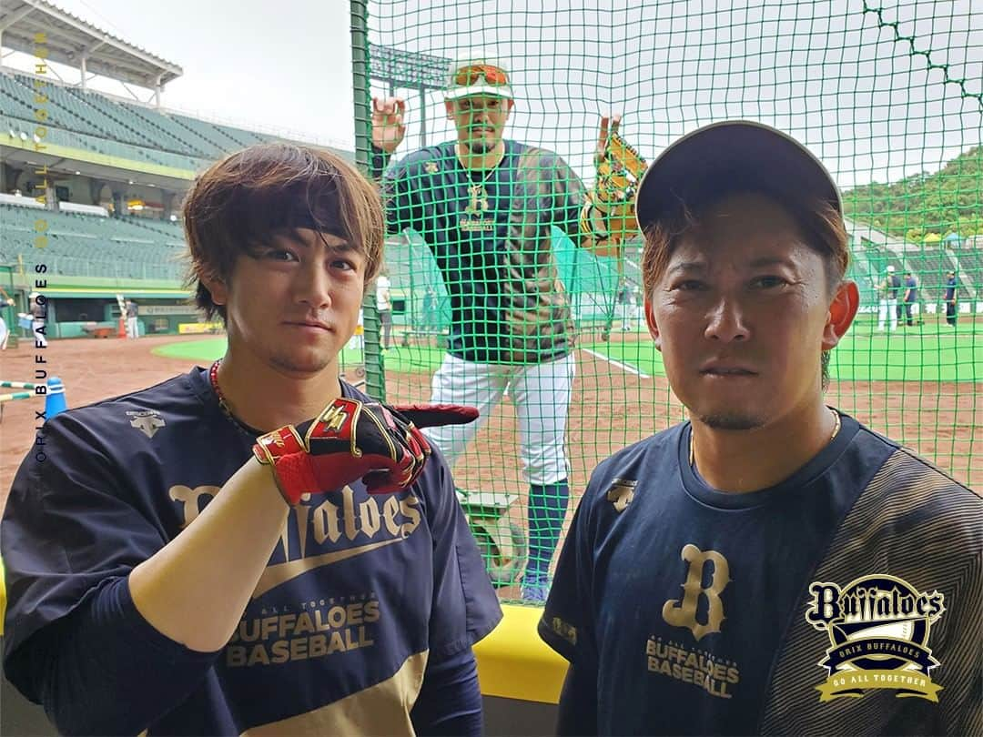 オリックス・バファローズさんのインスタグラム写真 - (オリックス・バファローズInstagram)「#小田裕也 #西野真弘 #帰ってきた #俺の友達 #おかえり #観察する人 #Tー岡田 #Bs2023 #buffaloes #baseball #ORIX #プロ野球」7月8日 15時15分 - orix_buffaloes