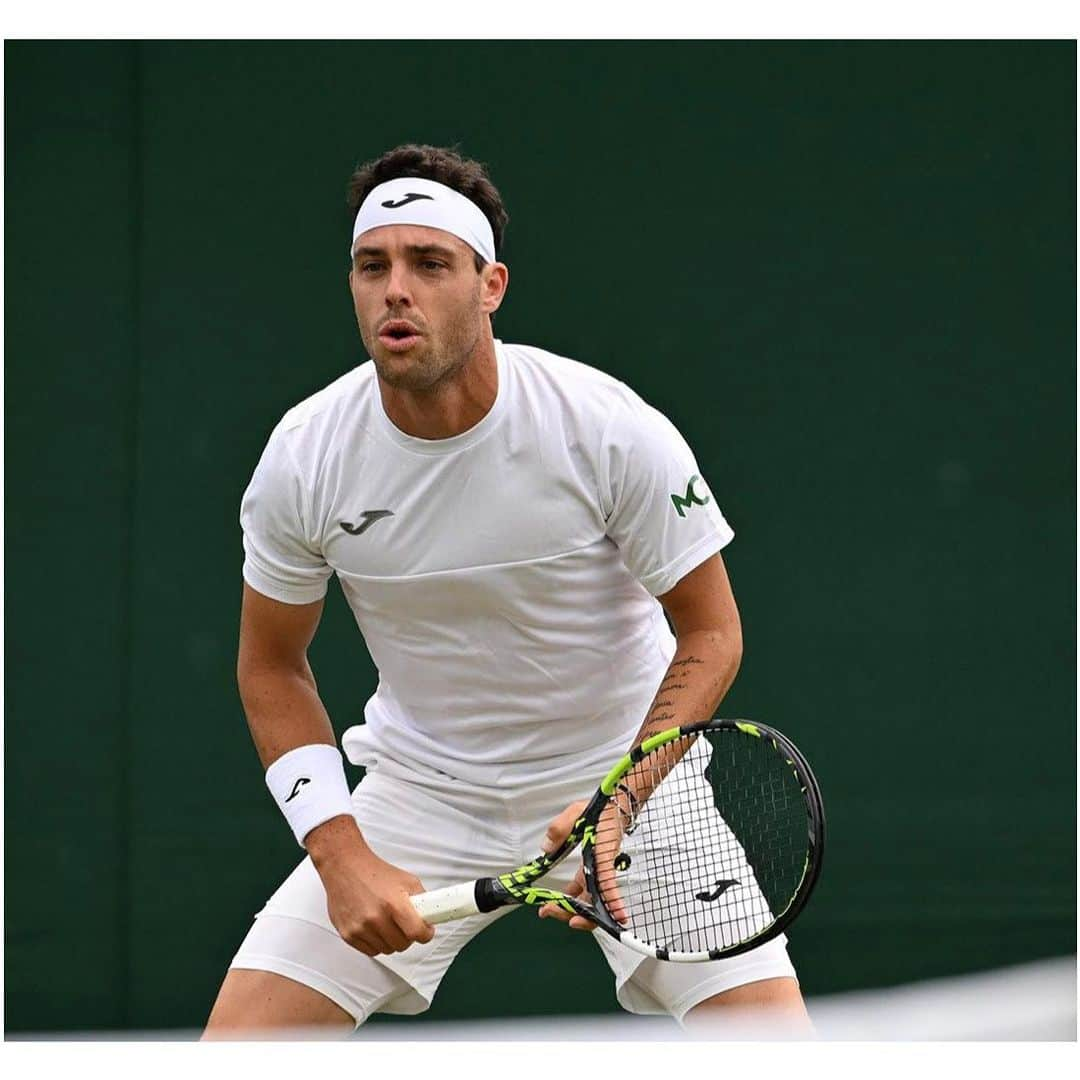 マルコ・チェッキナートさんのインスタグラム写真 - (マルコ・チェッキナートInstagram)「Ciao Wimbledon!! Always great Vibes! 🤍💚 #wimbledon  Ph: @raygiubilo」7月8日 16時03分 - ceck1