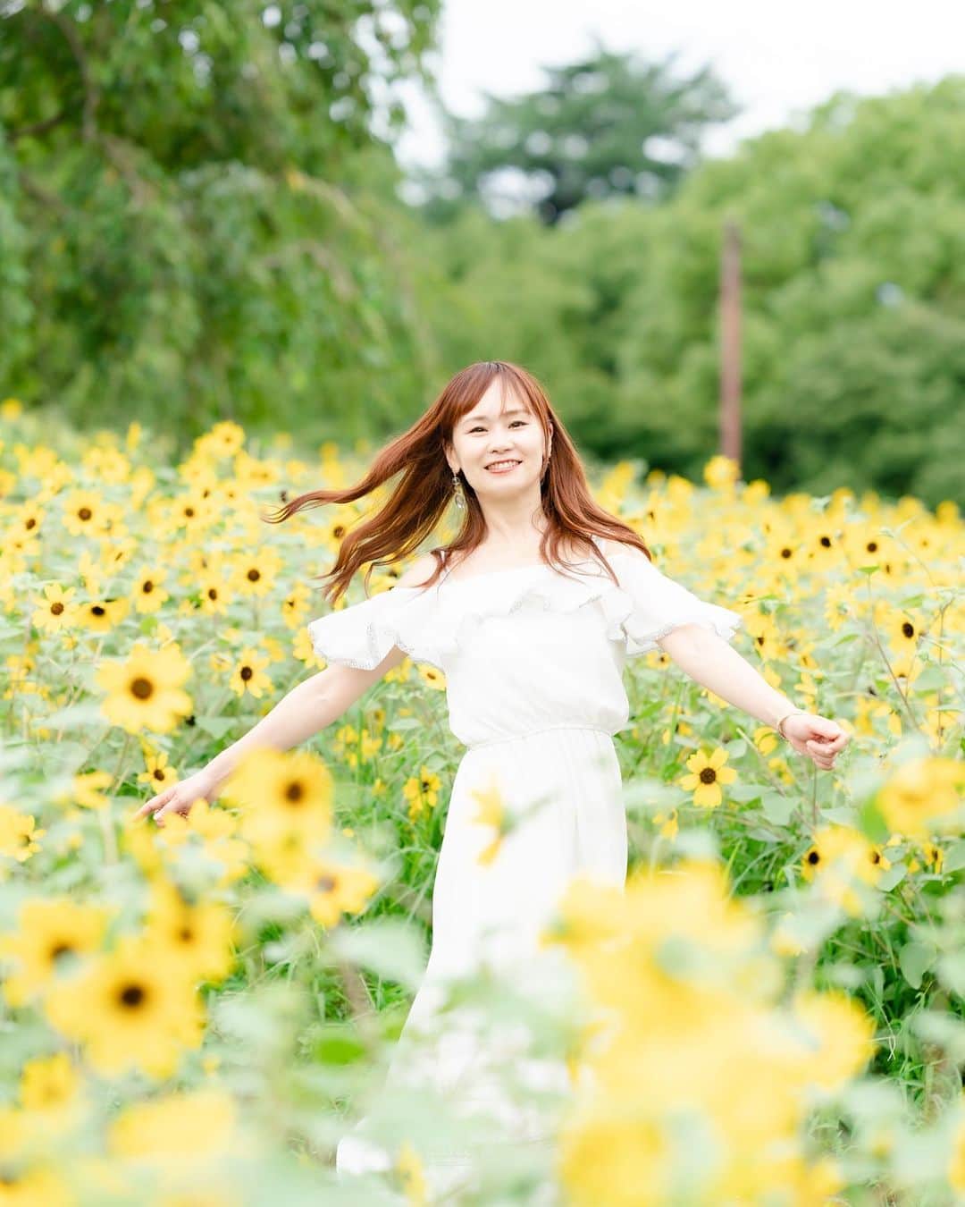 大和姫呂未のインスタグラム：「夏到来🌻  #向日葵 #ポートレート撮影 #カメラマン募集中 #夏生まれ」
