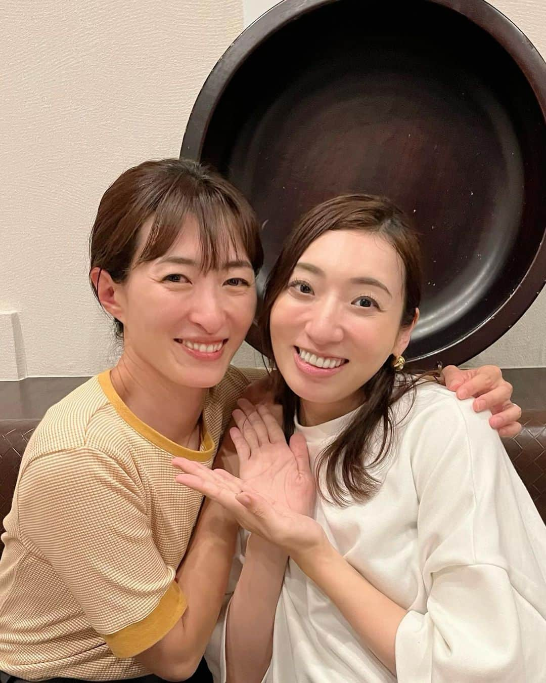 蒼羽りくさんのインスタグラム写真 - (蒼羽りくInstagram)「💜 ⁡ ⁡ 先日、ちーさん(#蓮水ゆうや さん)と お会いしましたー💓 私、めっちゃ嬉しそう😂 宝塚にいた頃も今も、ちーさんのお話は ハッとする事多くて楽しい時間でした✨ ⁡ #ちーさん #宙組 の#上級生 #お蕎麦とか#色々#美味しかったです #美味しいお料理と#楽しいお話#幸せな時間です」7月8日 16時29分 - riku_sorahane