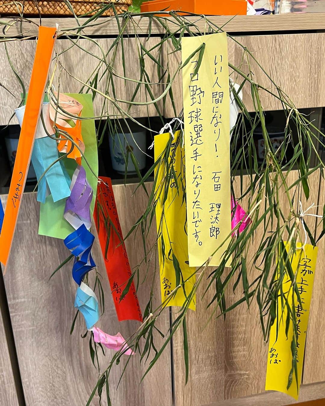 東尾理子さんのインスタグラム写真 - (東尾理子Instagram)「意外な子どもの心を知れる良い機会😁  #七夕」7月8日 16時45分 - rikohigashio