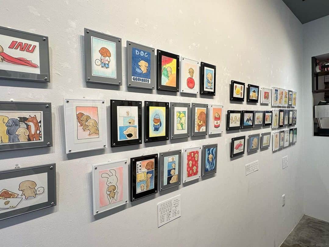 KYOHEYさんのインスタグラム写真 - (KYOHEYInstagram)「やっと行けた！🐶 うかうか様の個展🐶 ｢GOOD DOG NEWSPAPER｣ at 高円寺CLOUDS🐶☕️  めちゃくちゃ可愛いステッカーとグラスマグをGET🐶💛 ☺︎︎癒されたあああ🥰  #良犬新聞 #小犬のこいぬ  #GOODDOGNEWSPAPER」7月8日 18時34分 - kyohey5