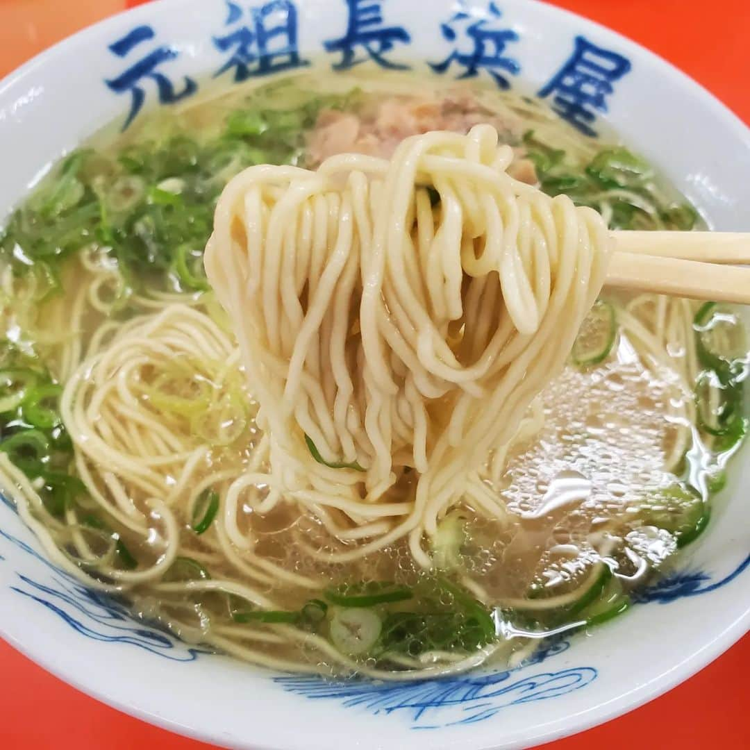 田畑竜介さんのインスタグラム写真 - (田畑竜介Instagram)「今週の麺たち😋  #麺 #ふくおかグルメ  #福岡市西区グルメ #素屋 #そば  #ざるそば #ざるそばとミニうな丼  #福岡市中央区グルメ #あづまや  #ちゃんぽん  #元祖長浜屋 #ラーメン  #福岡市早良区グルメ  #冨ちゃんラーメン #ラーメンセット  #金斗雲 #鹿児島ラーメン  #白雲  #東京グルメ #中華料理  #赤坂グルメ #かおたん #五目あんかけ」7月8日 18時35分 - tabacchi_rkb