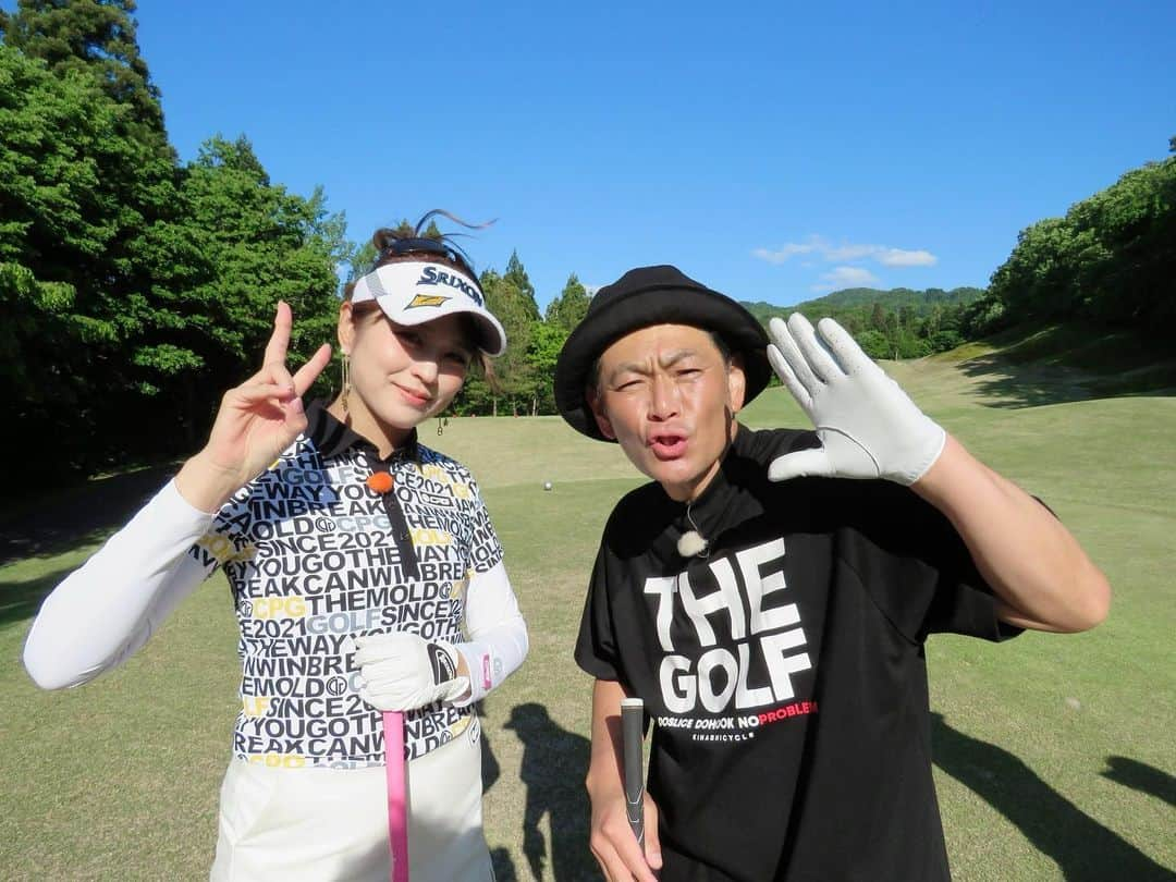 坂之下侑子さんのインスタグラム写真 - (坂之下侑子Instagram)「🌟番宣🌟 ごるビバ🏌️‍♀️⛳️  ココリコ遠藤さん、はんにゃ金田さん、仲村果乃プロと出演しています😆💕  7月9日〜NST新潟総合テレビにて半年間放送です📺✨  お題もあったりとかなり楽しい番組になっています🤣  是非ご覧ください🤗🩷  #ごるビバ#ココリコ#遠藤さん#はんにゃ#金田さん#仲村果乃プロ#ゴルフ番組#NST新潟総合テレビ#新潟#半年間放送#番宣」7月8日 18時39分 - yukiko_s0403