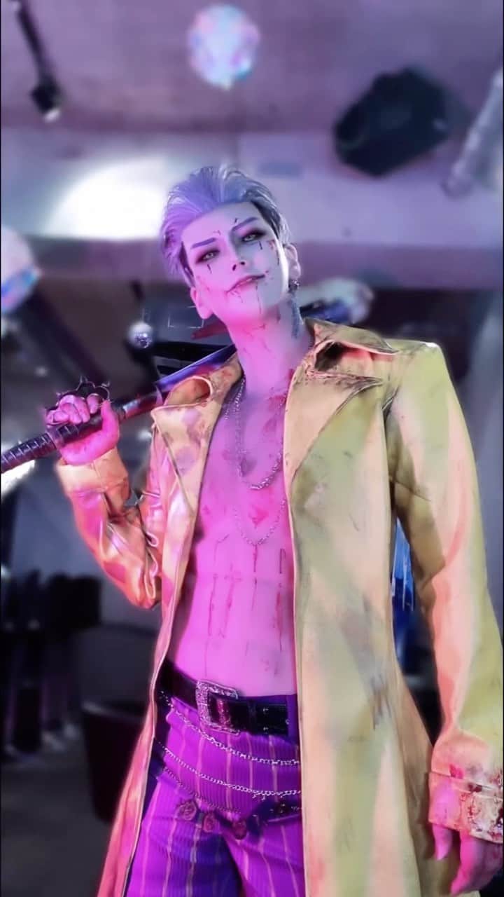 麗華のインスタグラム：「The body suit has arrived！！ @roanyerjapan   It's very real and can be used for photography👍  #トリックスター　#trickster #deadbydaylight #cosplay #コスプレ  #reika #reikaarikawa」