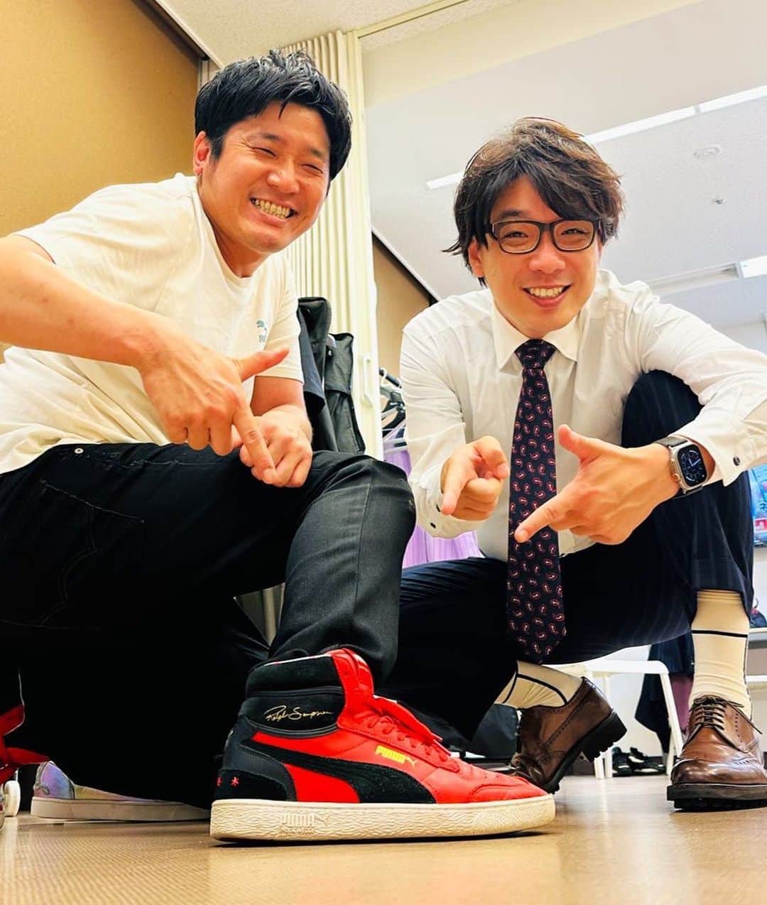 佐々木崇博（うるとらブギーズ）さんのインスタグラム写真 - (佐々木崇博（うるとらブギーズ）Instagram)「囲碁将棋の文田さんにPUMAのバッシュをいただいた。嬉しい。ワクワクする。ありがとうございます。  #PUMA ＃プーマ #バッシュ」7月8日 19時38分 - bugizutakahiro