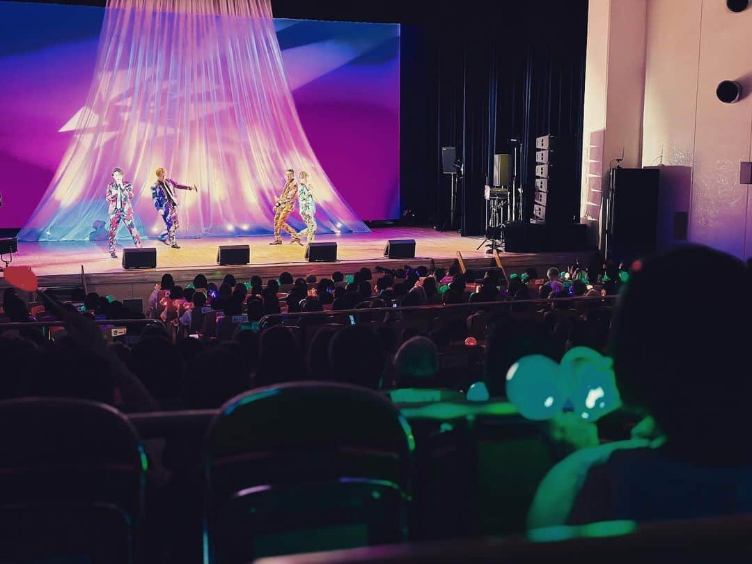 のインスタグラム：「💜❤🧡💚 本日の純烈は ｢純烈コンサート2023｣ @大阪・松原市文化会館  お越しいただいた皆さま、スタッフの皆さま！ ありがとうございました！！  そして！  明日7/9(日) 11:20から 📺NHK総合｢どーも、NHK｣  NHK東北温泉地応援プロジェクト紹介の中で｢#純烈の東北であったまろう旅｣福島＆仙台、青森篇の映像と純烈のコメントVTRが放送されます♨️  ぜひ、ご覧くださいね😊✨   #純烈  #コンサート  #2023   #ありがとうございました😊   #酒井一圭  #白川裕二郎  #後上翔太  #岩永洋昭」