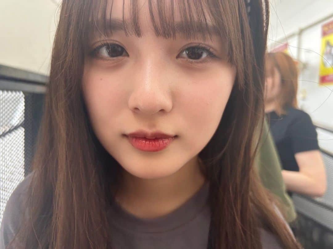 のインスタグラム：「カメラとの距離感分からないあみさんでした  そしてそして7/15 大塚Mayさんでイベントをする事になりました！！ 会いに来てください🫶🏻 ■EVENT OPEN 16：00 ～ 23：00  ■チェキTIME 16：00～19：00  ※入場料1,000円 ・ソロチェキ：2,000円 ・ツーショットチェキ：2,500円  ■CAFE　TIME 19：00～23：00 オールタイム：40min 3,000円 ※ドリンク飲み放題  ■住所 〒170-0004 東京都北大塚２丁目１３−４ 白鳳大塚第1ビル 2F TEL：03-5980-9280」