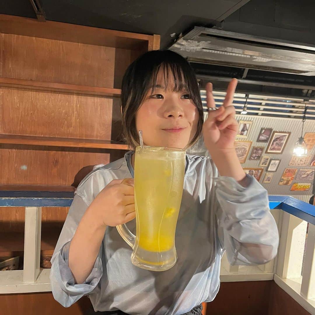 白桃ちゃんのインスタグラム：「おいしいかも！」