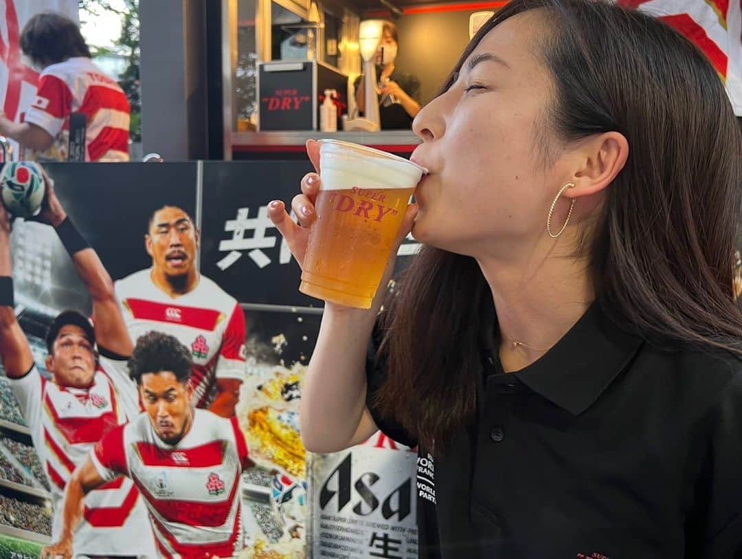 大慈弥レイさんのインスタグラム写真 - (大慈弥レイInstagram)「ラグビー初観戦🏉 オールブラックス戦！！  暑い中飲むスーパードライは最高でした😝 負けちゃったけど、でもめちゃくちゃ楽しかったです！  #gowiththebrave  #braveblossoms  #rugbywc2023  #asahisuperdry #スーパードライで乾杯」7月8日 20時12分 - rei_ojimi