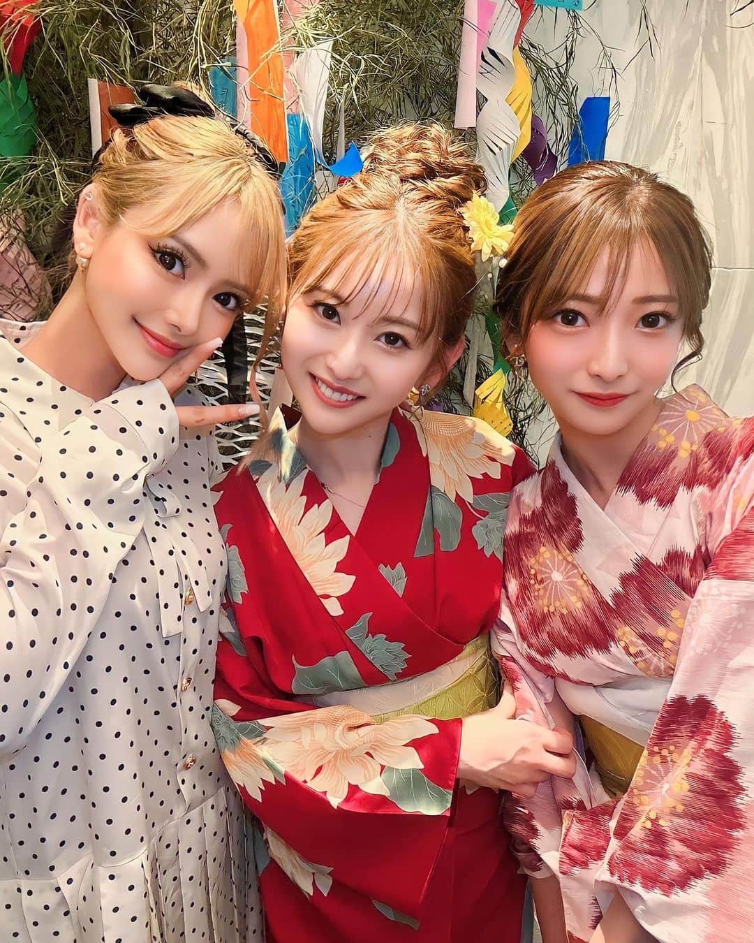 葉月芽生のインスタグラム：「七夕🎋  浴衣👘🎆 みんなかわいすぎたああぁ♥️  めいも浴衣着たい！！  #jvogue」