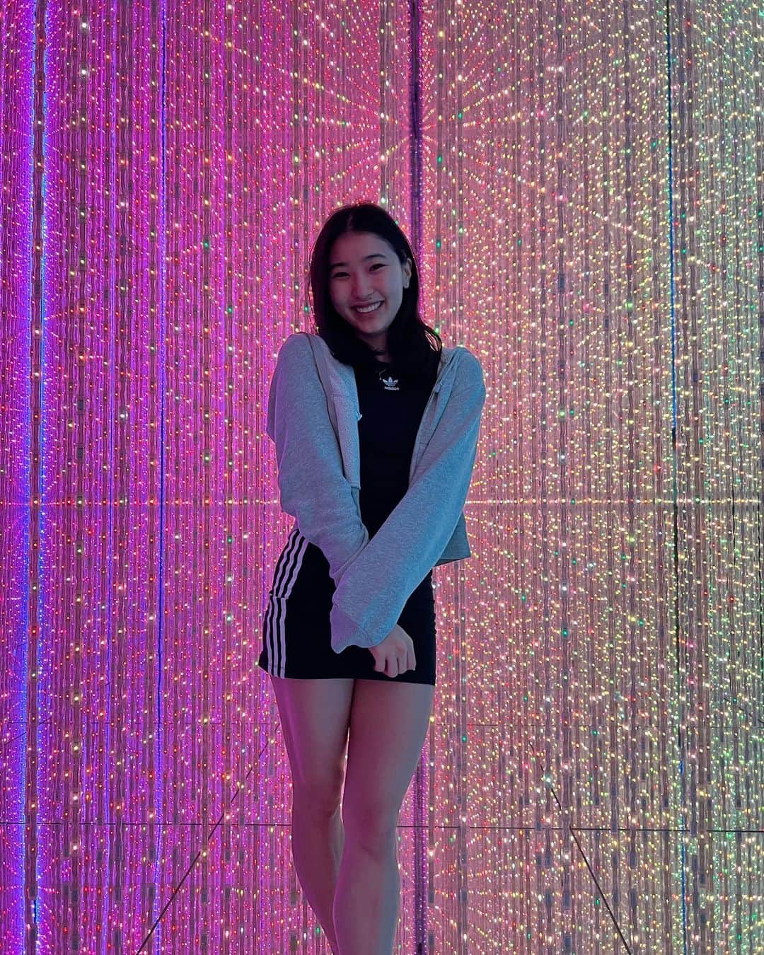 篠原枝令菜のインスタグラム：「New YT video out now :) my birthday in Tokyo!! (my bday is April 6 btw it just took me a while to get it out hehe oops)」